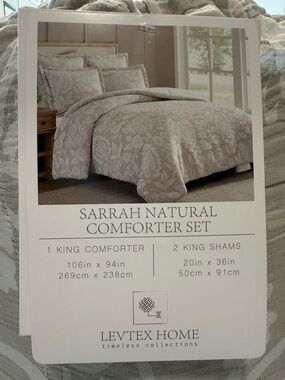 Levtex Home King Comforter Set NWT